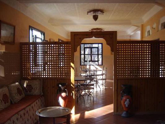 Au Jardin De Tamnougalt Hotel Agdz Bagian luar foto